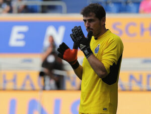 Bản tin bóng đá sáng 19/7: Casillas ra mắt ấn tượng trong màu áo Porto